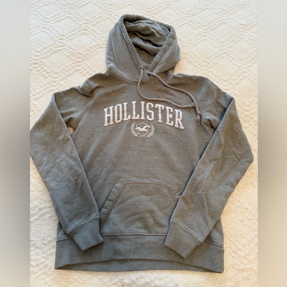 Hollister Gray Pullover Hoodie